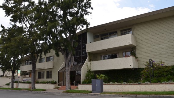 Prime North of Wilshire Location – SOLD