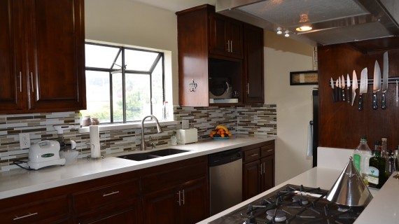 Prime North of Wilshire Location – SOLD