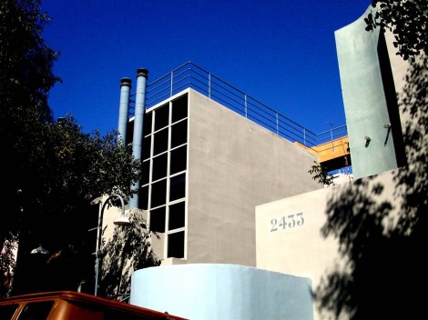 Award Winning Architectual Townhome – SOLD