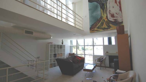 Award Winning Architectual Townhome – SOLD