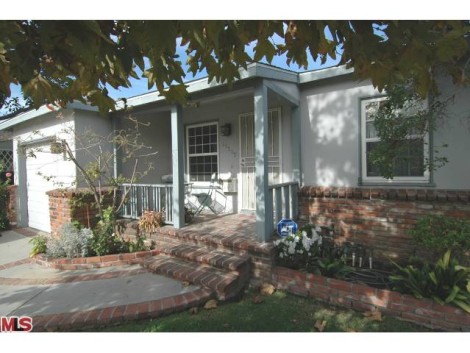 Vintage Home – SOLD