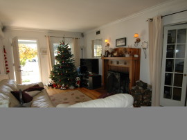 Vintage Home – SOLD