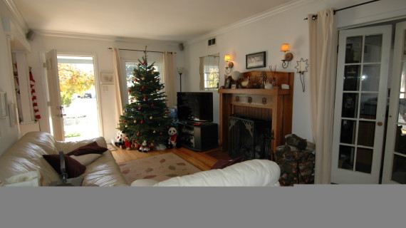 Vintage Home – SOLD