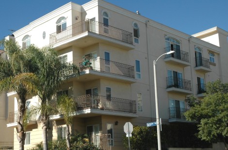 Stunning Luxury Penthouse – SOLD