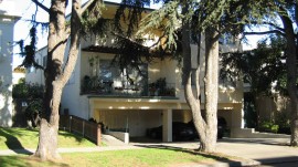 Great North of Wilshire Condo – SOLD