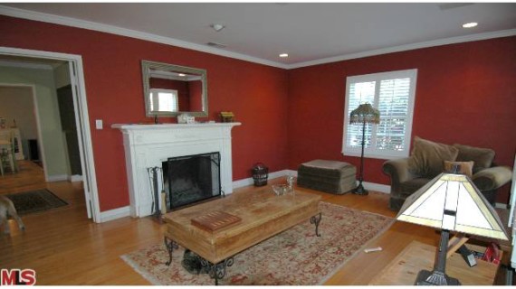 Traditional Style Mar Vista Home – SOLD