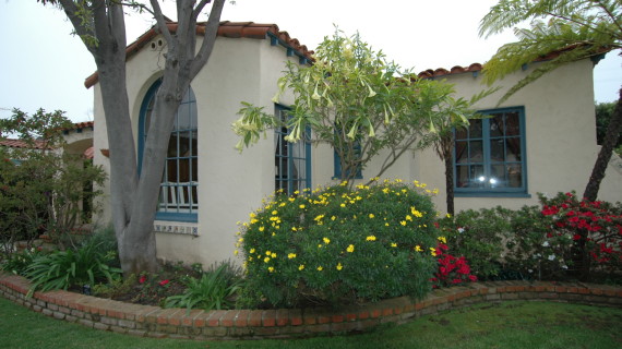 Spanish with a Guest House in Mar Vista – SOLD
