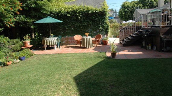 3br 2ba in Beverlywood – SOLD