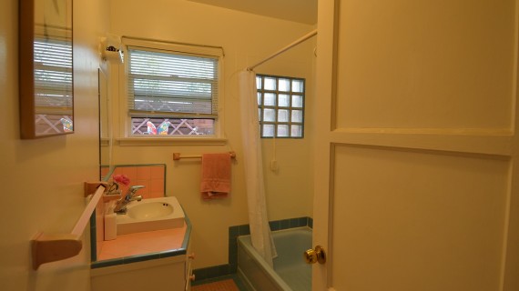 2018 Louella Ave., Bungalow in prime Venice! Asking Price, $1,280,000